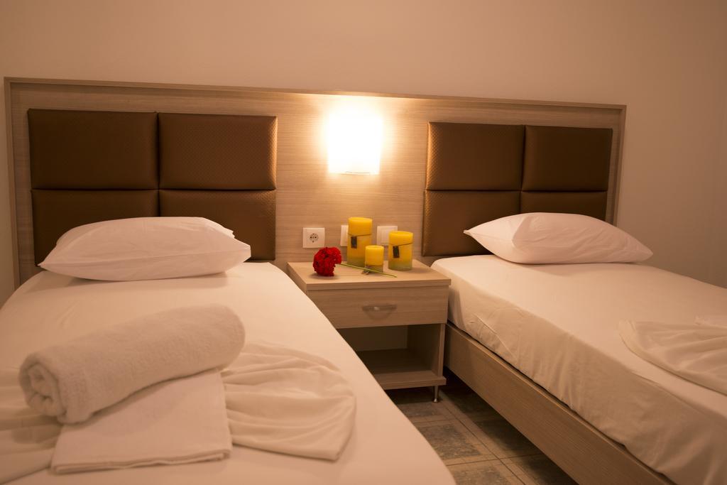 Porto Psakoudia Apartment Room photo